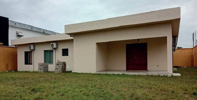 Construction d'une villa basse de 7 pièces